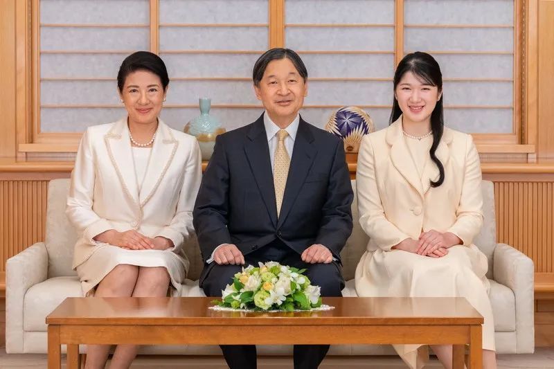 爱子公主与“大和抚子”困局_腾讯新闻