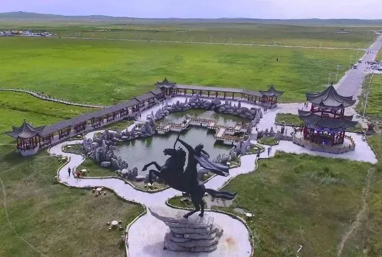 第三站:布林泉景区是不是很值得一看还能赶上赛马,摔跤等活动项目如果