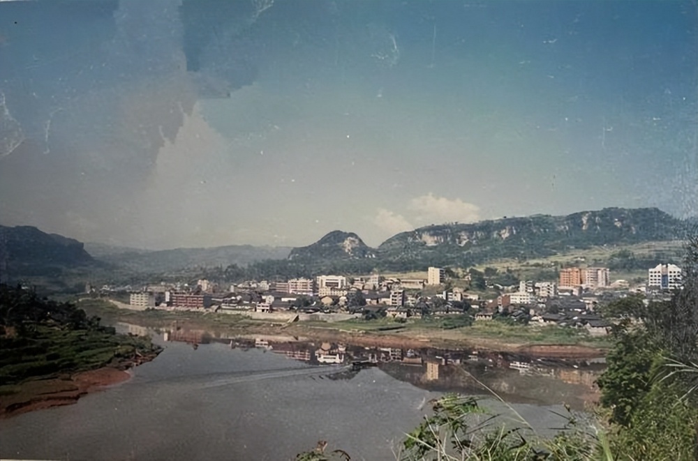 "乐山"沐川县黄丹镇:统战聚力,川南小镇显奇观_腾讯新闻