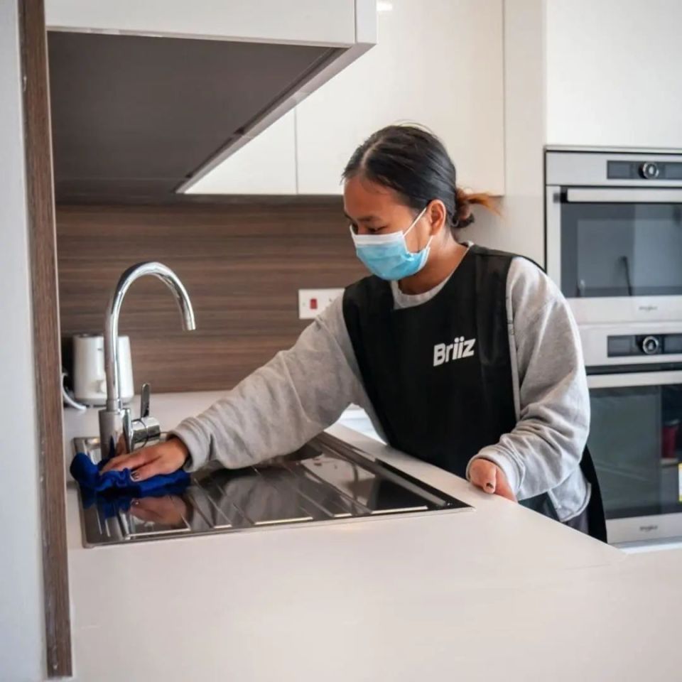 30年保洁阿姨亲授:这6招厨房清洁超实用,只用柠檬,小苏打,快速去污又