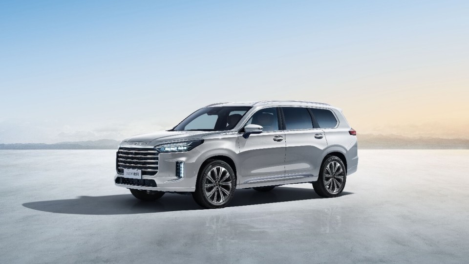 重量级拳王张志磊代言,2025款星途揽月隆重上市,售价19.39万元起