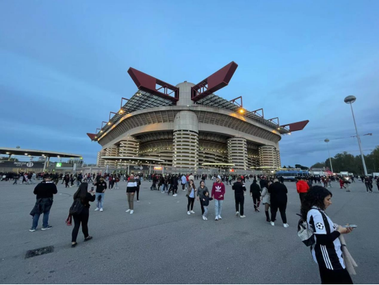 67朝圣丨和安布一起游意大利圣西罗篇