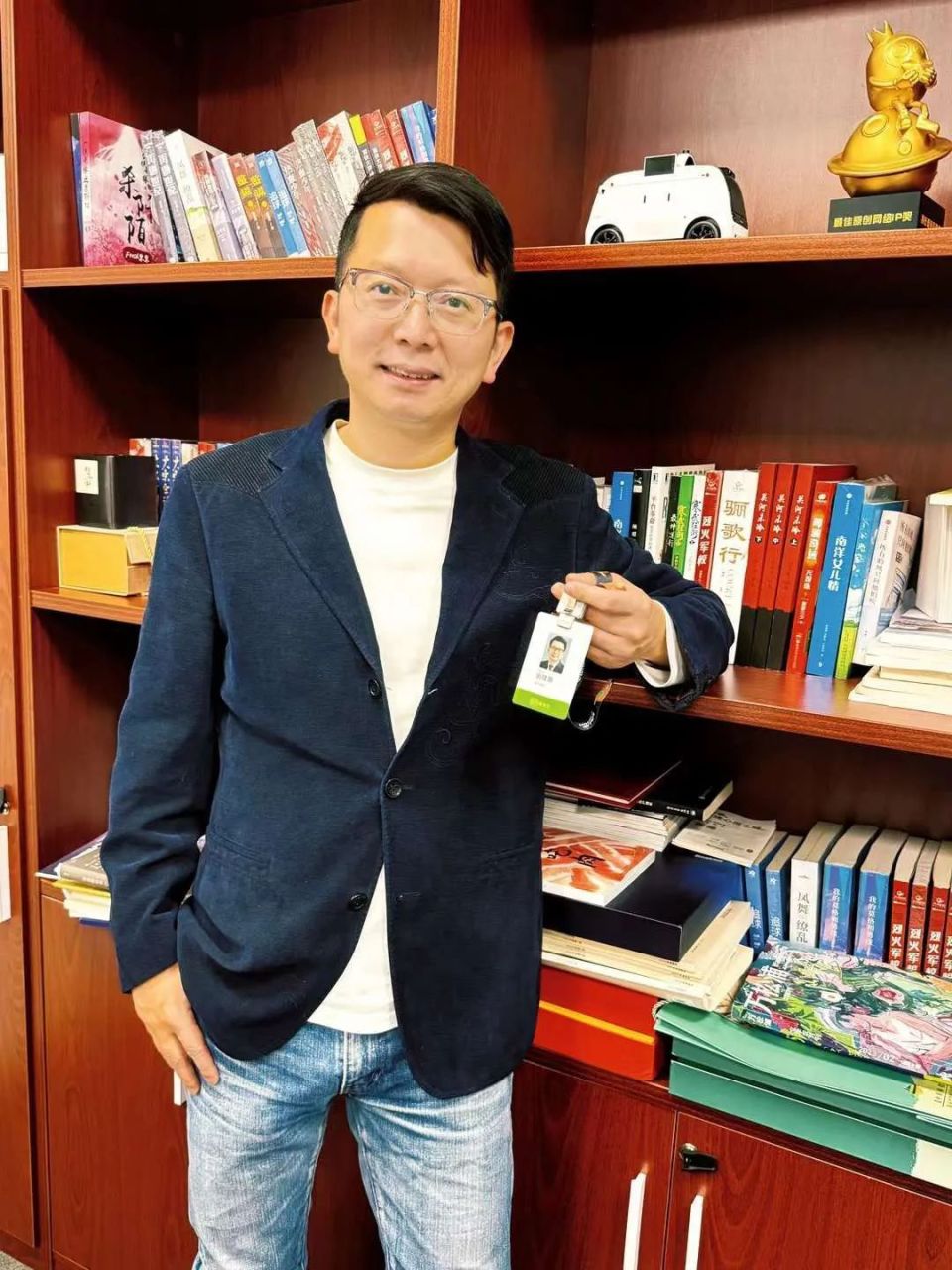 岳建雄:感恩爱奇艺,我爱折腾_腾讯新闻