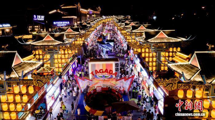 客流量突破2000万人次 解锁壮乡网红地“南宁之夜”出圈密码_腾讯新闻