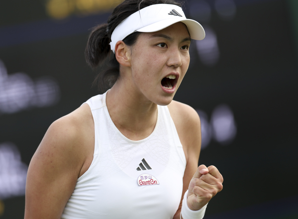 温网综合 | 焦科维奇卫冕之路第一胜 王欣瑜首进第二轮_腾讯新闻