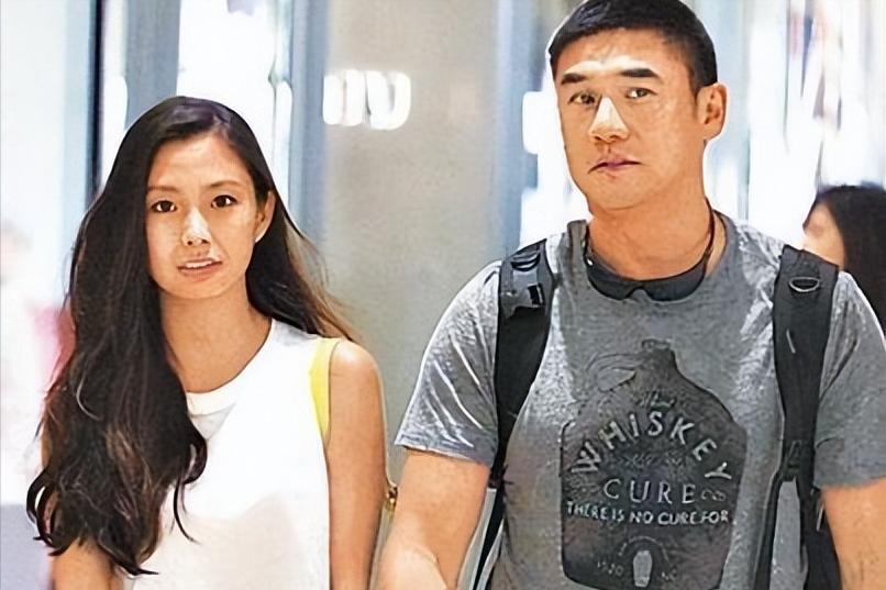 吴大维曾经是一个坚定的不婚主义者,直到遇到现在的妻子.