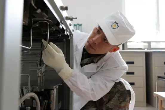 "越老越先进"!这名一级军士长干出老兵好样子