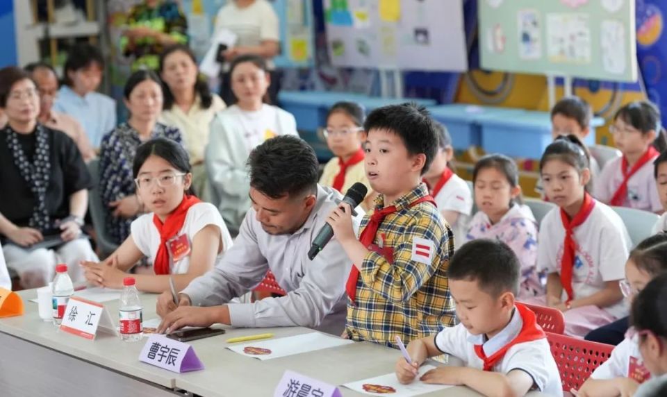 “无回家作业日”该怎么安排？大小朋友展开热议_腾讯新闻