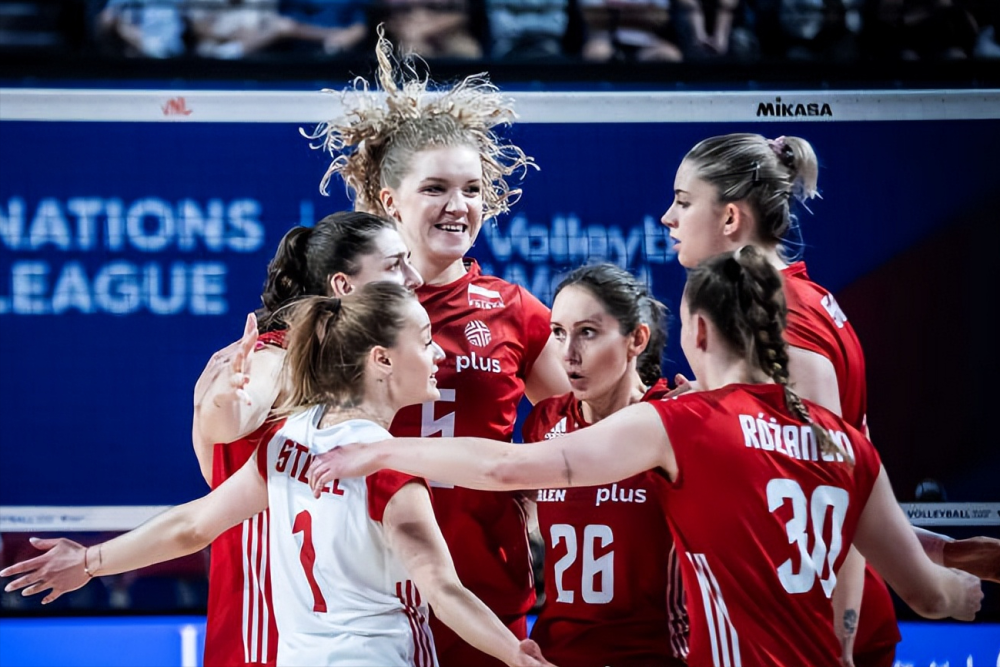 世联赛积分榜更新波兰女排打破8年不胜土耳其记录