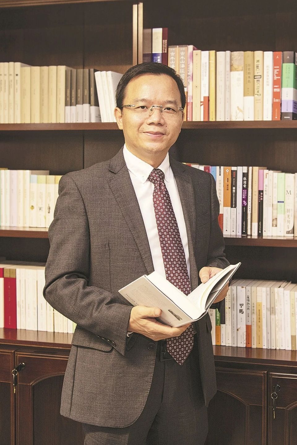 汤文辉：广西师大出版社与哈佛燕京图书馆两先生-腾讯新闻