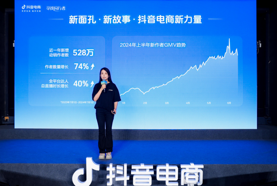 抖音热歌青春_青春2020最火抖音舞蹈_重走青春抖音