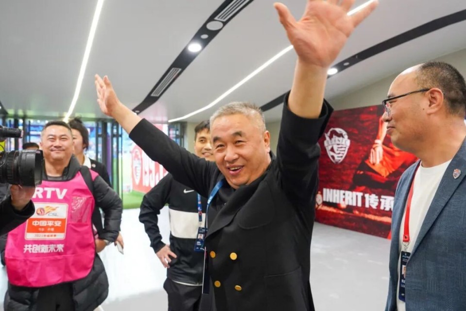 青岛海牛董事长乔伟光:中国足球春天快来了;会继续深耕青训_腾讯新闻