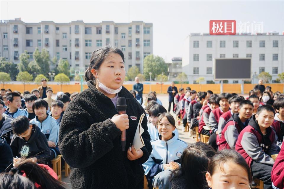 黄陂双凤中学上好校园安全法治课_腾讯新闻