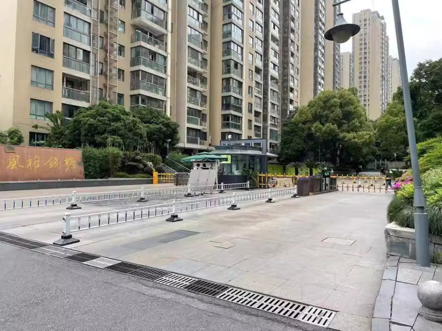 沈女士648.8万抢购杭州风雅钱塘世纪花园住宅!