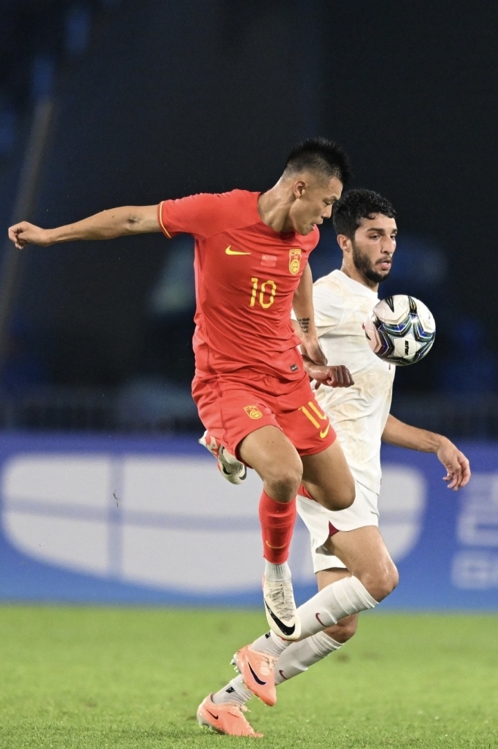 中国男足赢了,晋级8强!(组图)_腾讯新闻