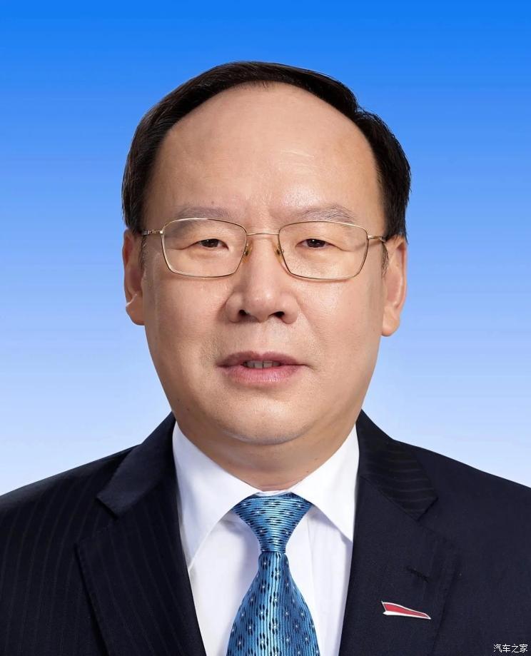 邱现东任中国一汽集团董事长党委书记