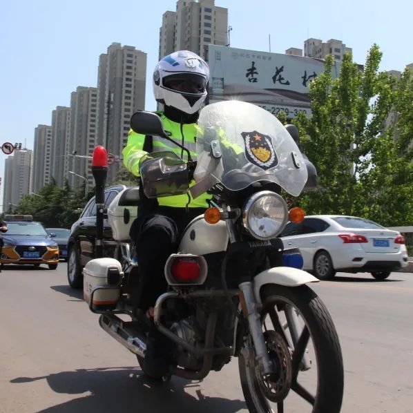 徐州警方用坚守诠释"劳动最美"!