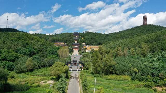 如果你来梅河口一定来趟五奎山风景名胜区打卡哦!