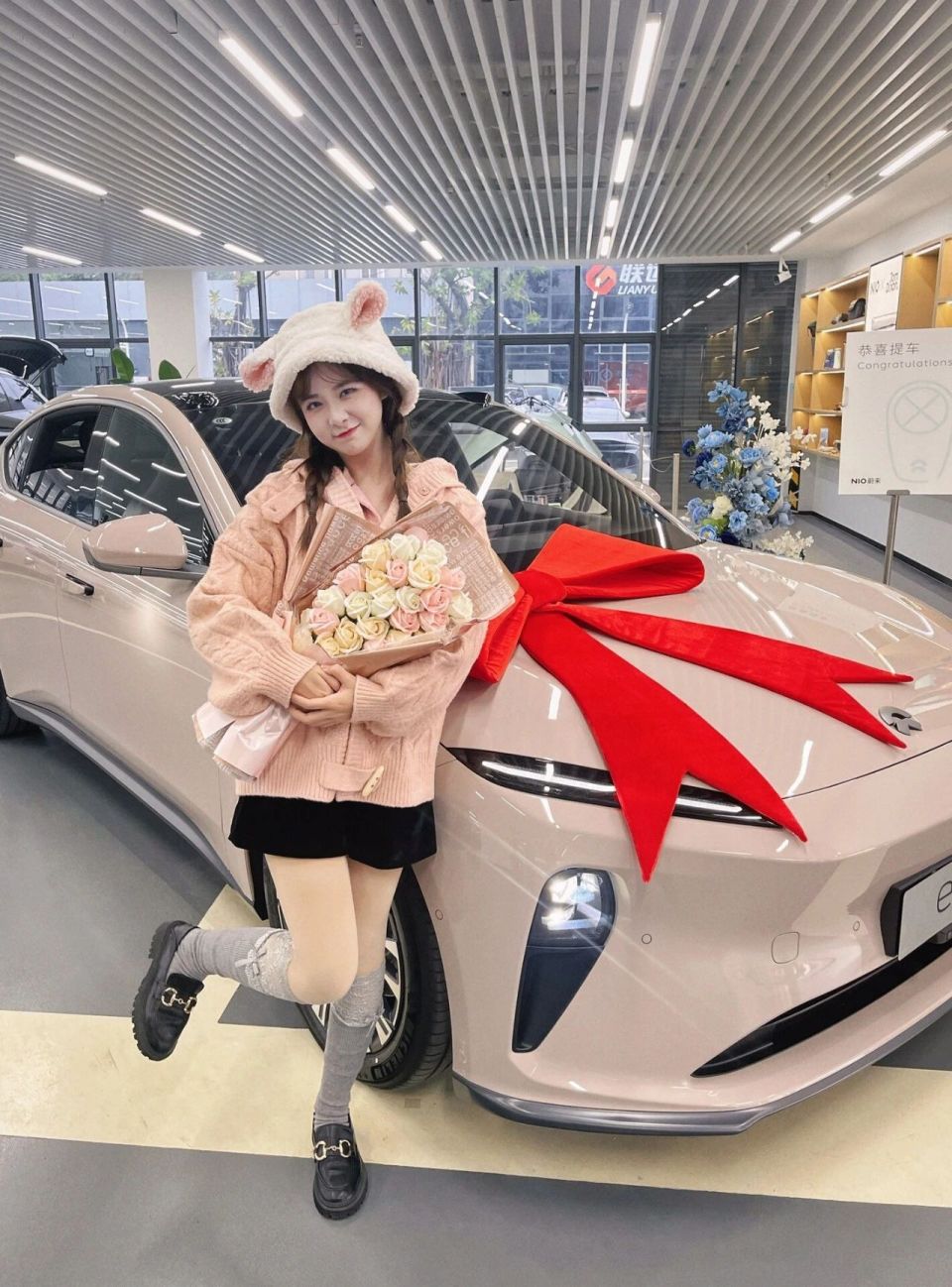 【提车照系列第1期】蔚来et5 | 人和车的颜值担当从来都是成正比的