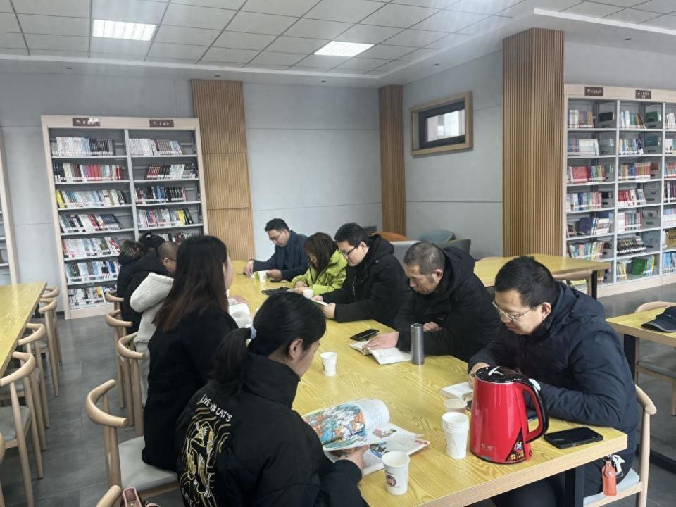 搭建“15分钟阅读圈” 让居民畅享书香生活_腾讯新闻