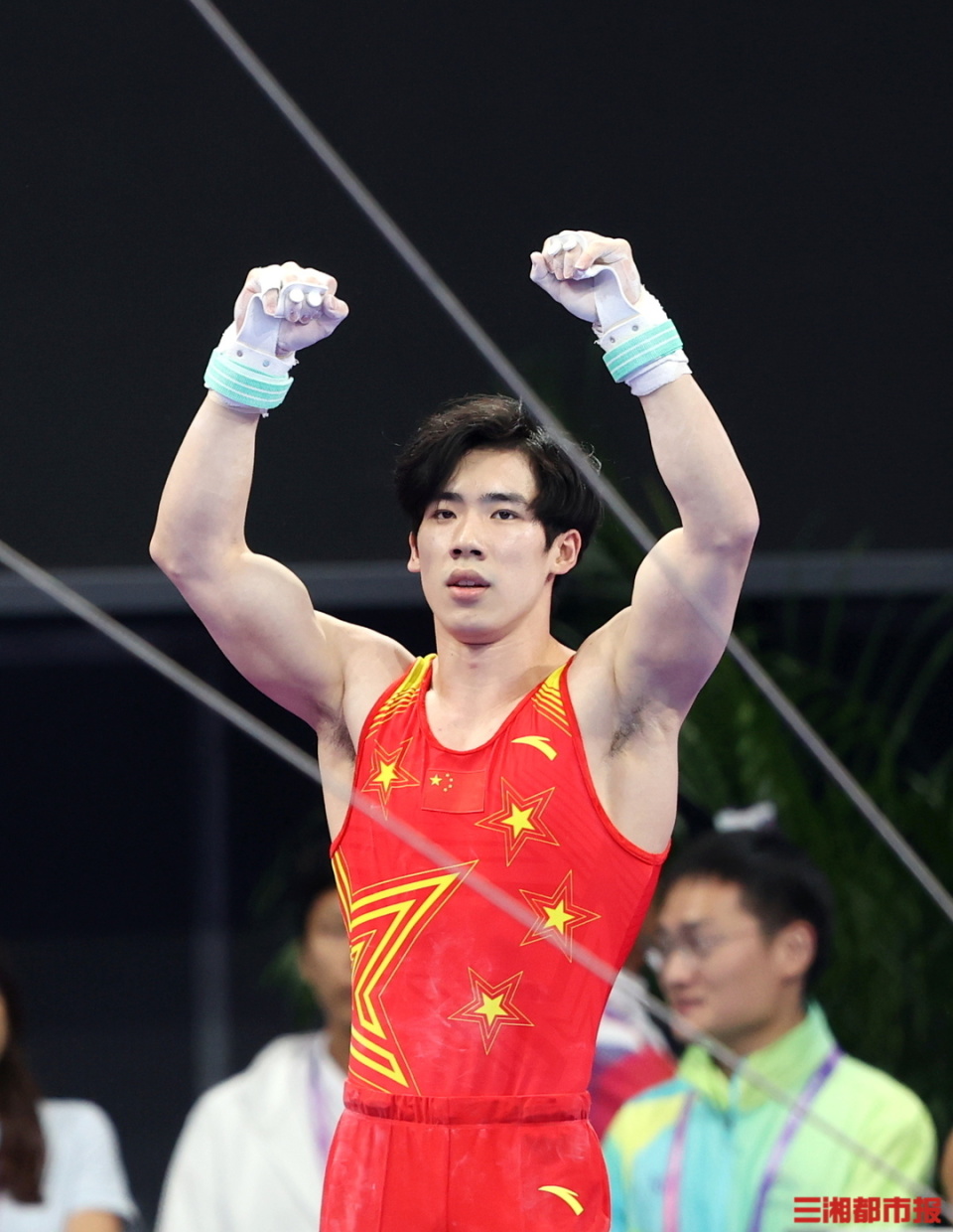 犇向亚运丨个人第三金张博恒单杠夺冠