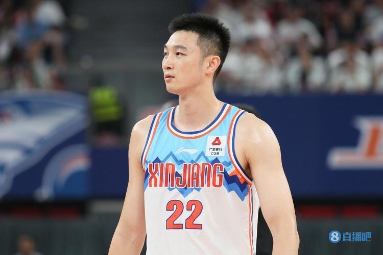 朱旭航7投0中一分未得 仅摘下2个篮板