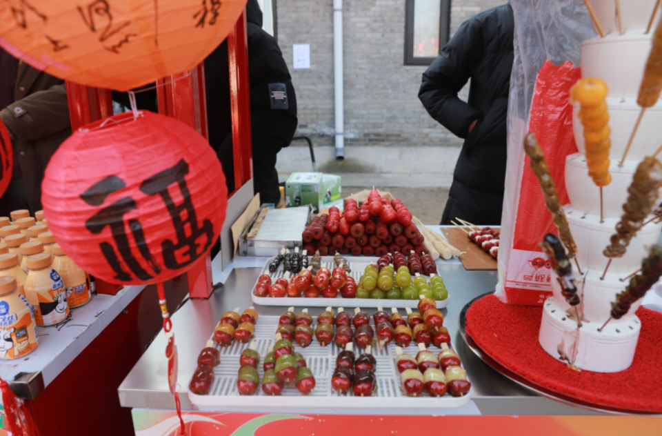 王平镇携手大栅栏街道摆上年货大集