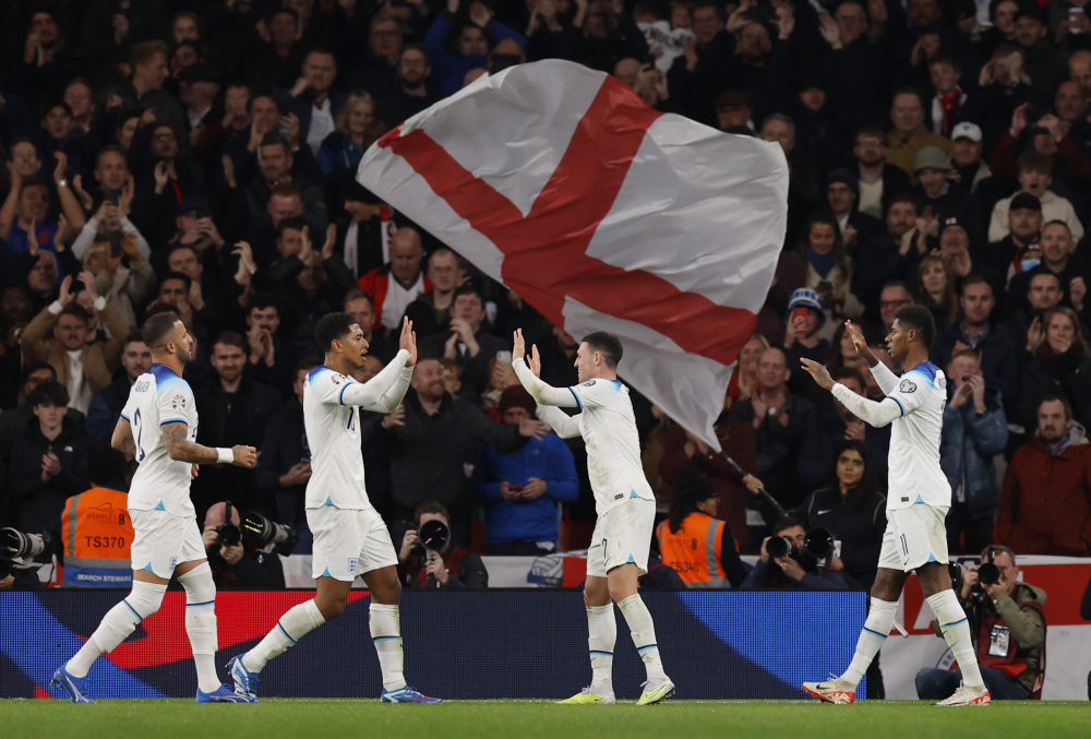 足球——欧洲杯预选赛:英格兰胜意大利_腾讯新闻