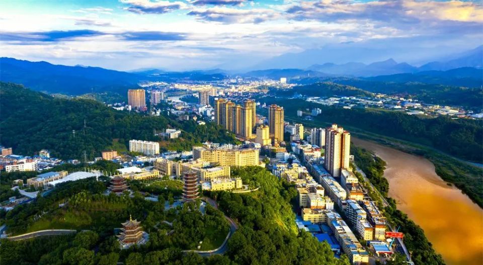 节目预告|5月22日上午11:30,河口县人民政府参加《红河热线》,敬请