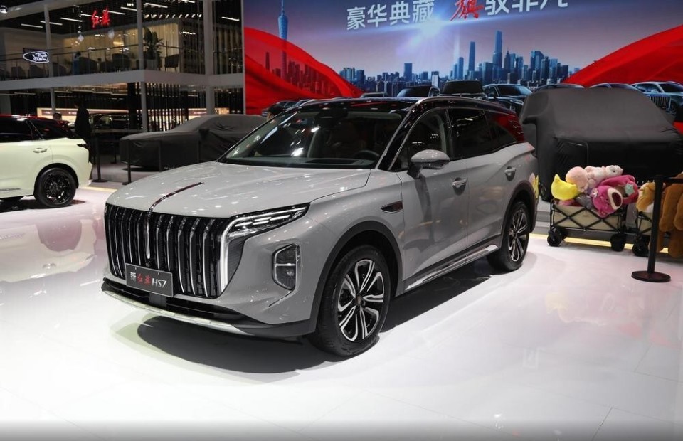 红旗放大招?全新中大型suv上场,竞争对手直指皇冠陆放