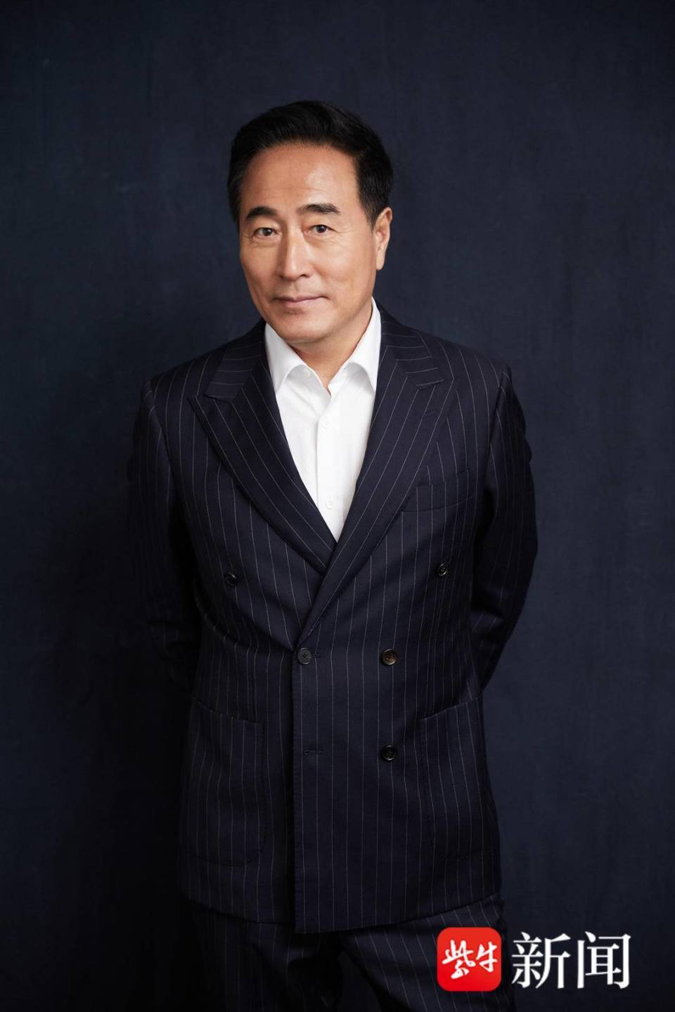 面对面 | 杨立新：一个跟舞台剧打了40多年交道的小伙子_腾讯新闻