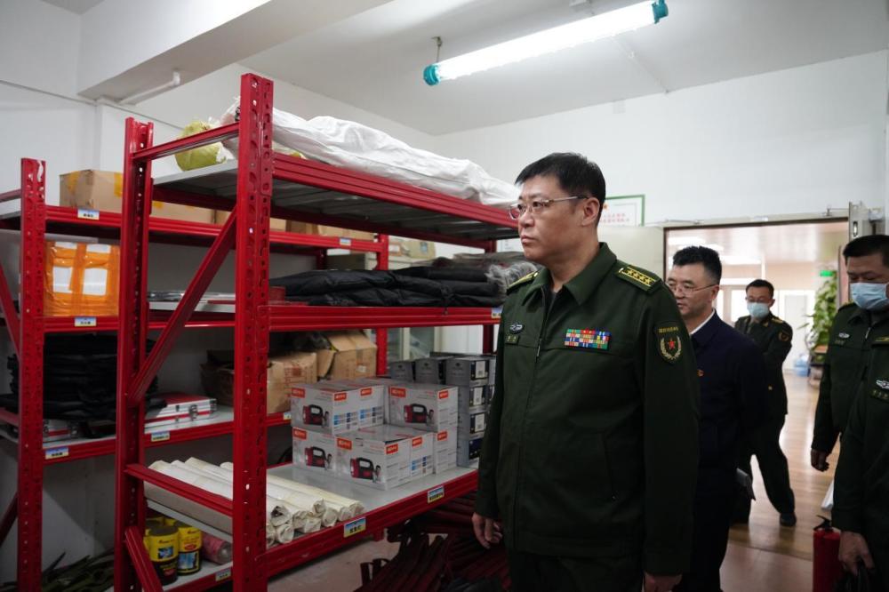 深圳警备区大校政委梅浩调研福田区梅林街道武装工作_腾讯新闻