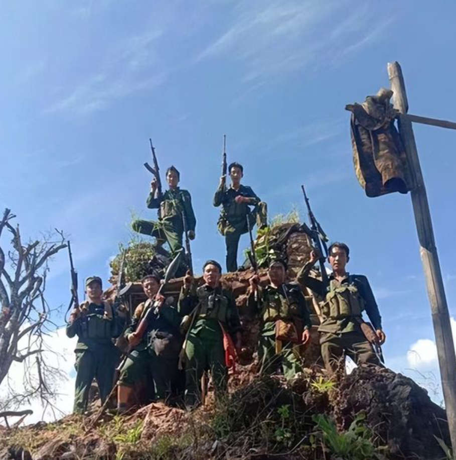 在这场战斗中,果敢同盟军消灭了100多名敌人,俘虏了10多