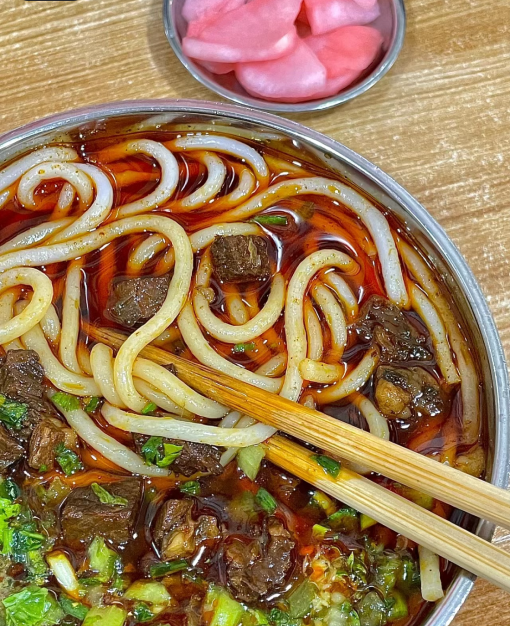 牛肉粉酸汤粉羊肉粉烤小肠炸豆腐圆子油炸鸡蛋糕荞凉粉火锅篇鸡渎