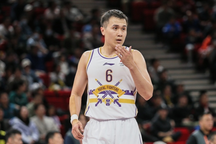 与上次闯入季后赛时相比北控仅剩张帆王少杰助教赵永刚