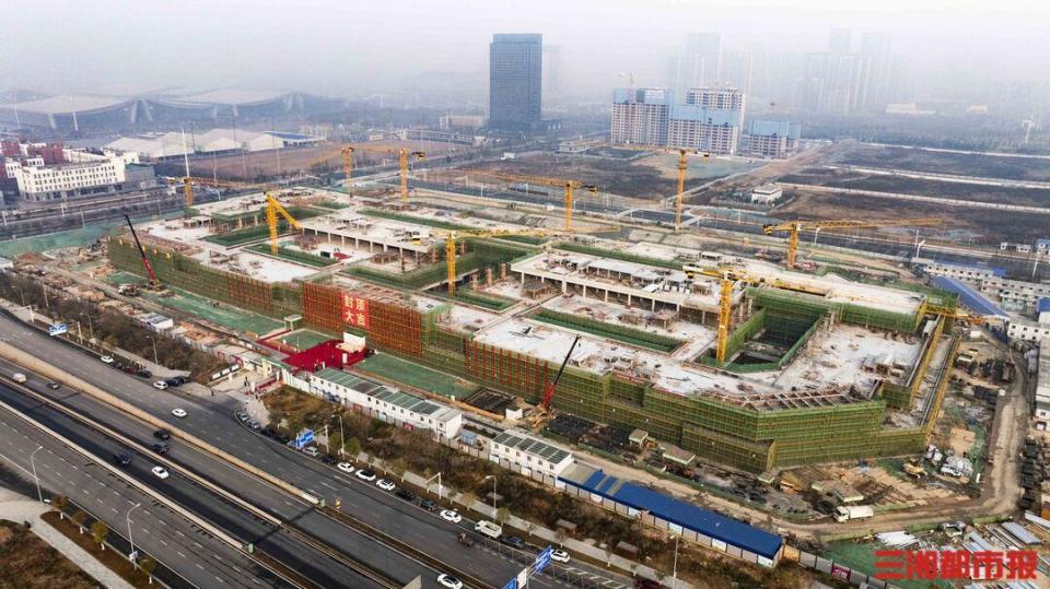 长沙商业奥莱江湖再起风云，杉杉奥莱主体封顶9月亮相_腾讯新闻