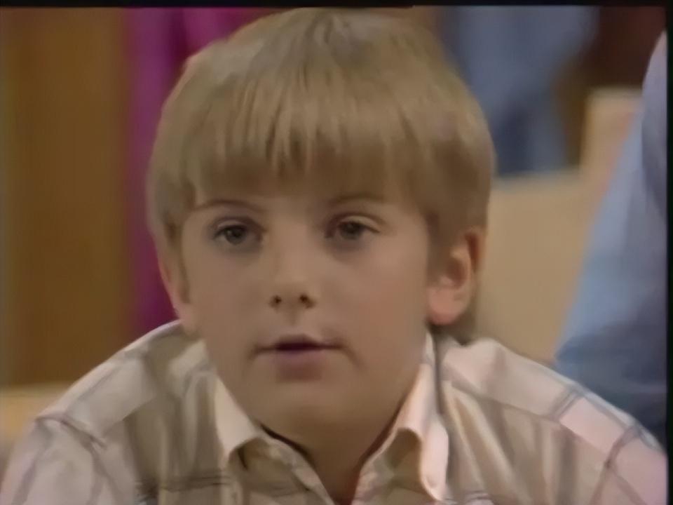 《成长的烦恼》40年,杰森去世9年,迈克已当爷爷,配音演员们却宝刀未老