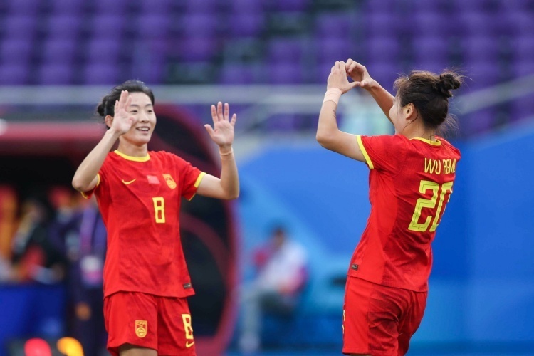 去年7月,中国女足曾前往澳大利亚征战女足世界杯,最终未能