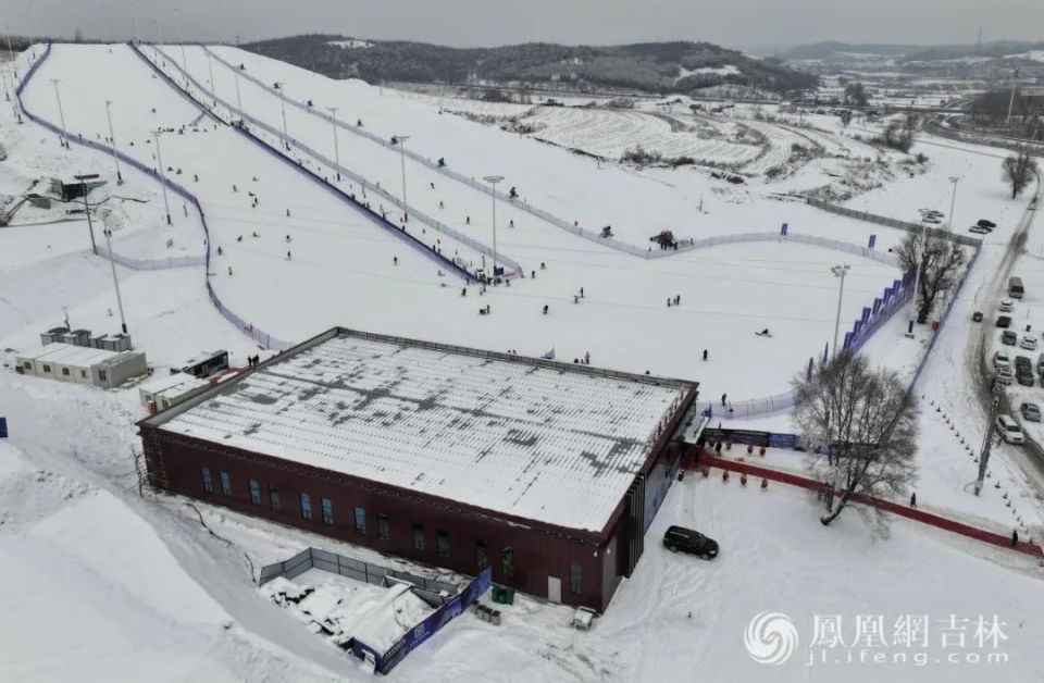 辽源市新建滑雪场图片