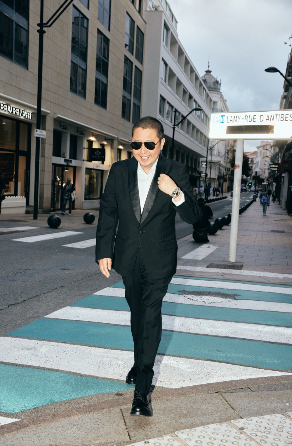 贾樟柯成为劳力士代言人  劳力士发文祝贺《风流一代》戛纳首映