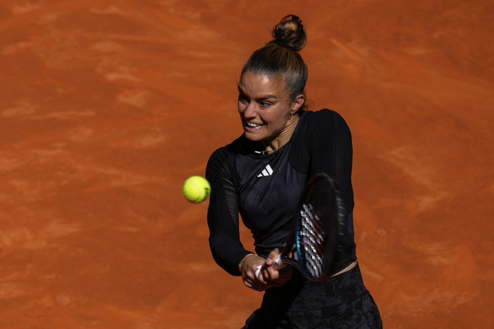 (外代二线)网球——马德里公开赛:萨巴伦卡晋级女单决赛(3)_腾讯新闻