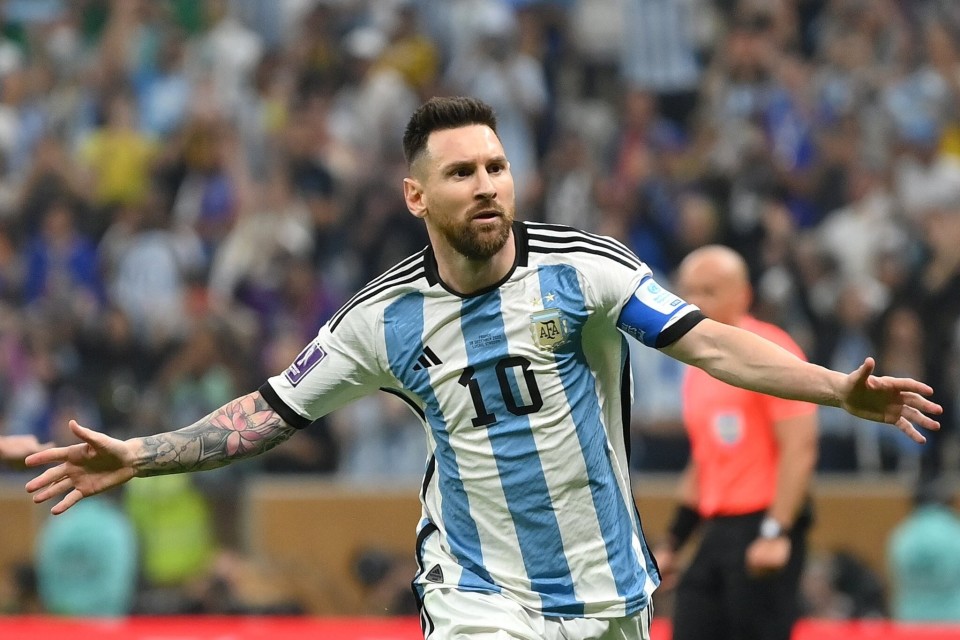 梅西:世界杯夺冠让我觉得实现了一切,能说出这话是很困难的