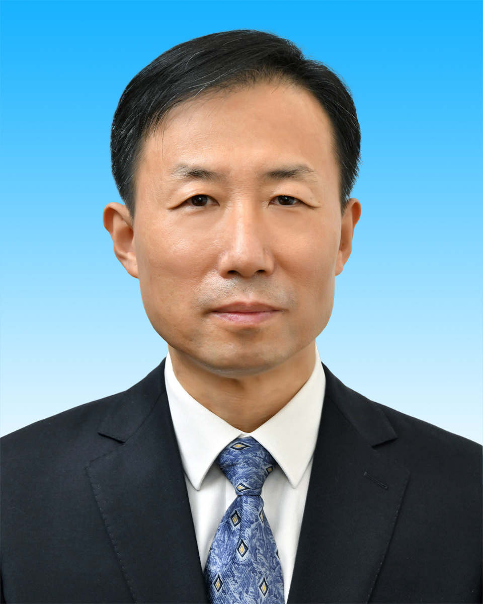 王志军简历免去丁学东,彭树杰,李文章的国务院副秘书长职务;免去相里