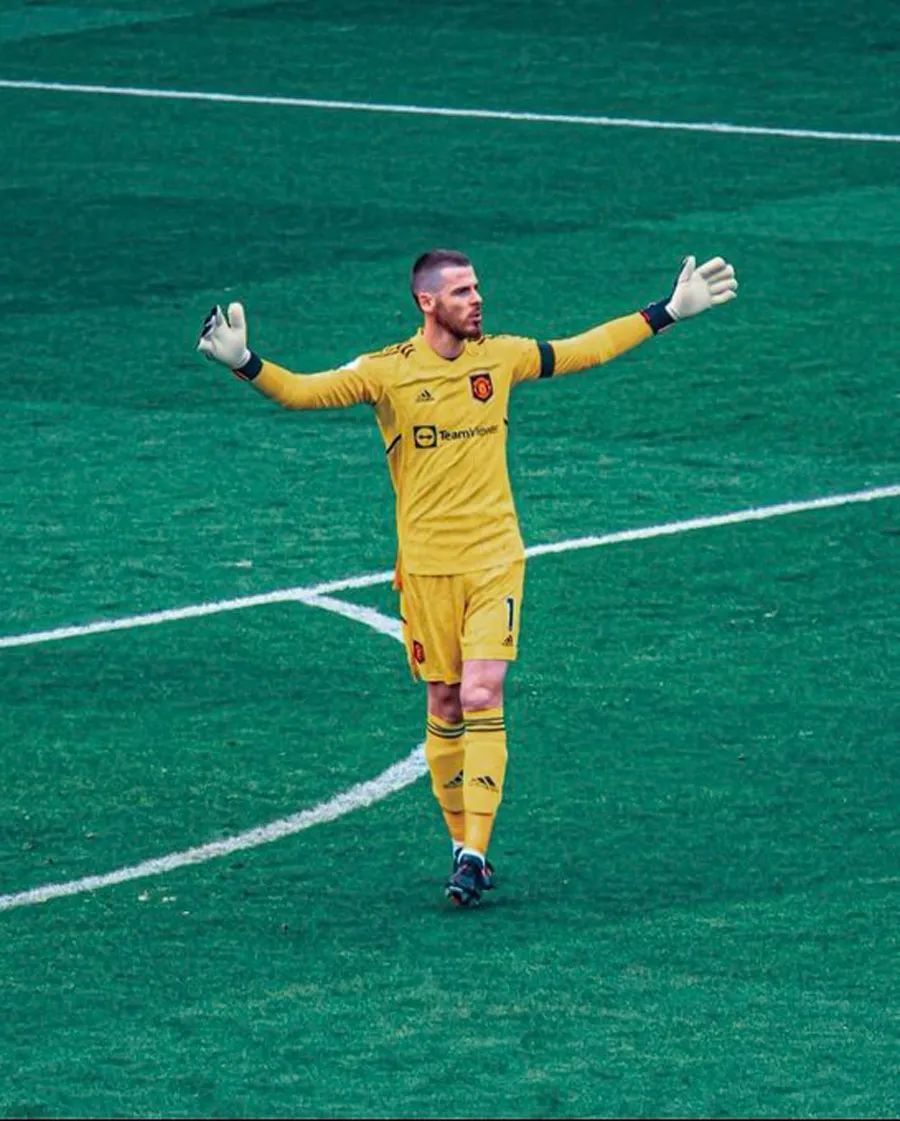 无论是不是传奇,曼联球员都可能以痛苦的方式离开,「神奇队长」布莱恩