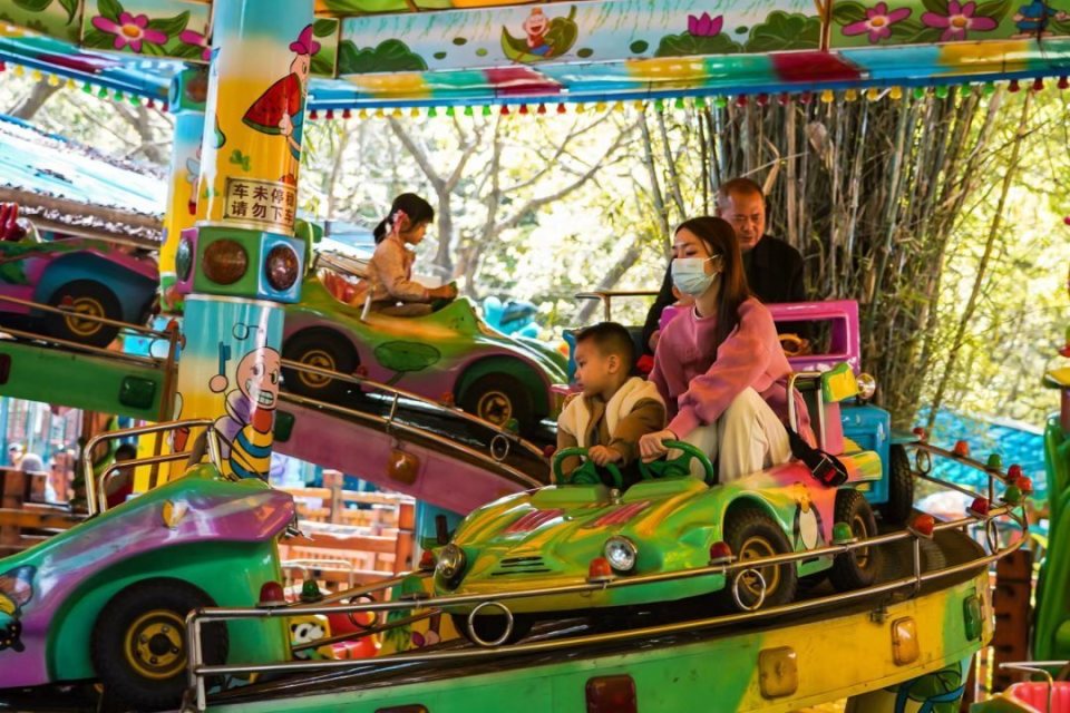 晓港公园游乐场今年7月底停业官方回复因租赁期满设施陈旧不再续租