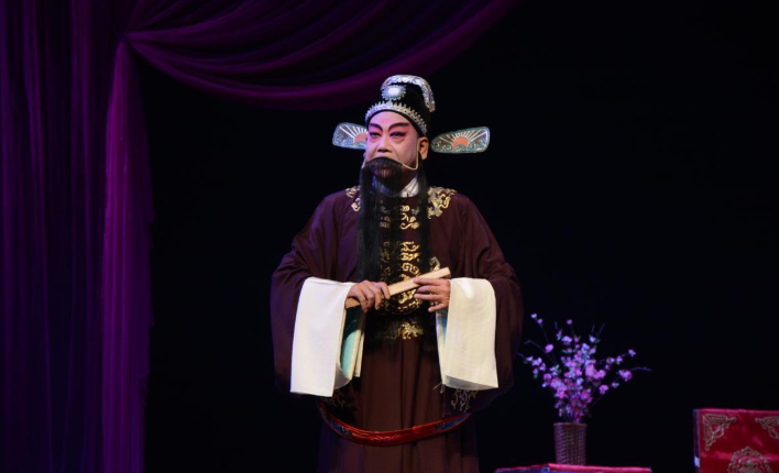 学习身边榜样丨王汉卿:传承楚剧文化 演绎峥嵘岁月_腾讯新闻