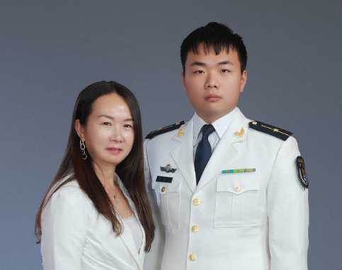 在战位坚守的他们,把最美好的祝福送给"兵妈妈"