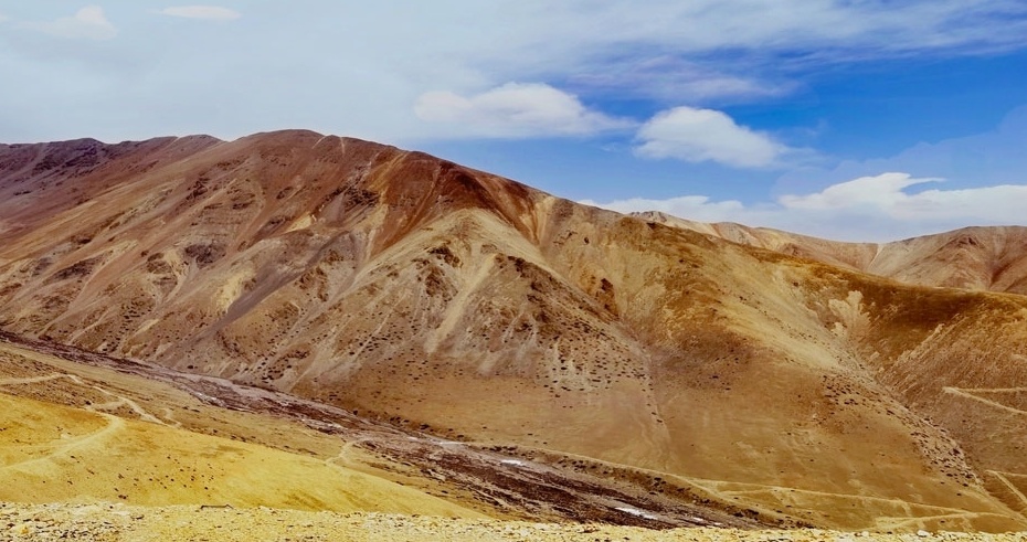 Feasibility Analysis of Production Capacity, Valuation, and Profitability of Zijin Mining for 2025-2028