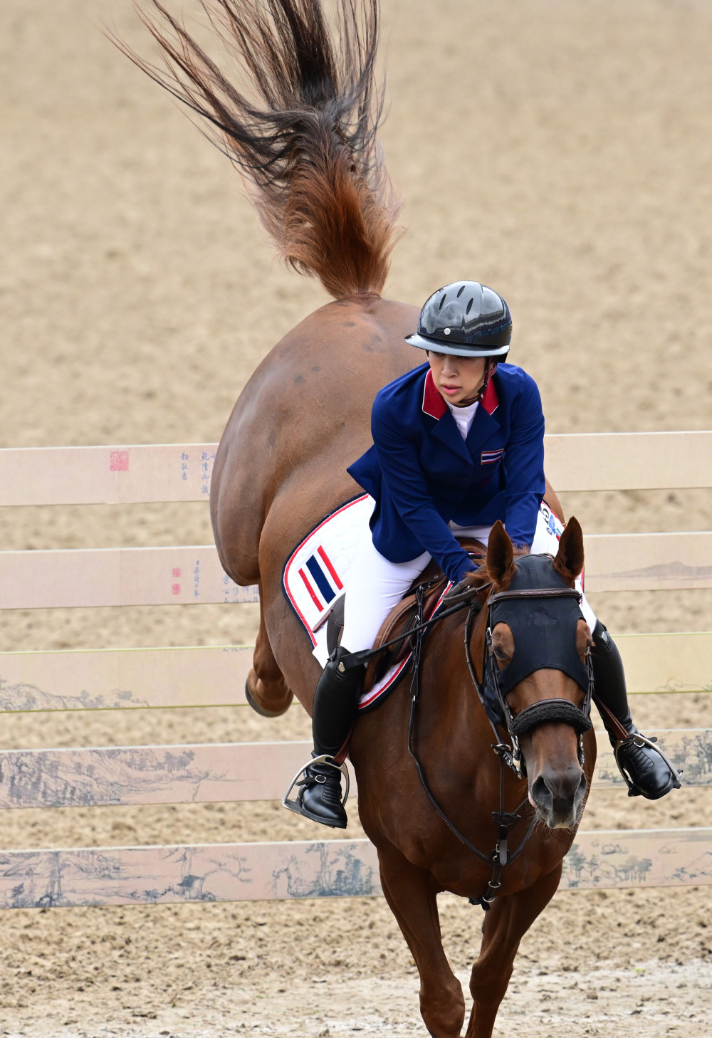 新华社记者 魏培全 摄10月6日,印度选手亚什·内西在比赛中.