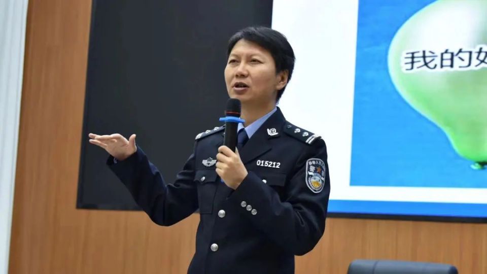 昆明公安两位民警入选公安部心理健康服务工作人才库